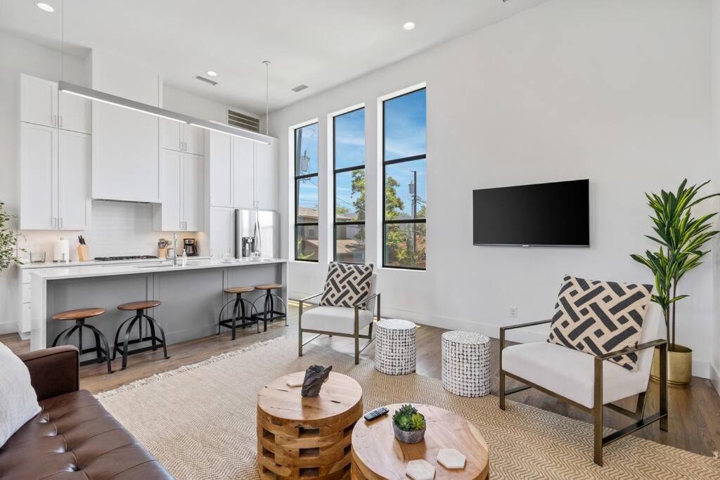 Beautiful Perfectly Located Luxury 2 Bed Townhome Dallas Exterior foto