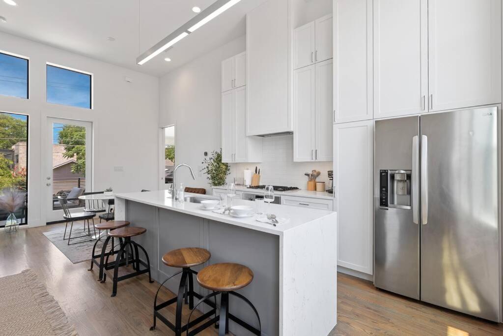 Beautiful Perfectly Located Luxury 2 Bed Townhome Dallas Exterior foto